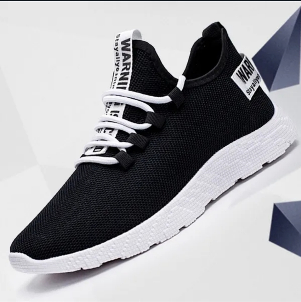 New Fashion black and white tennis shoes